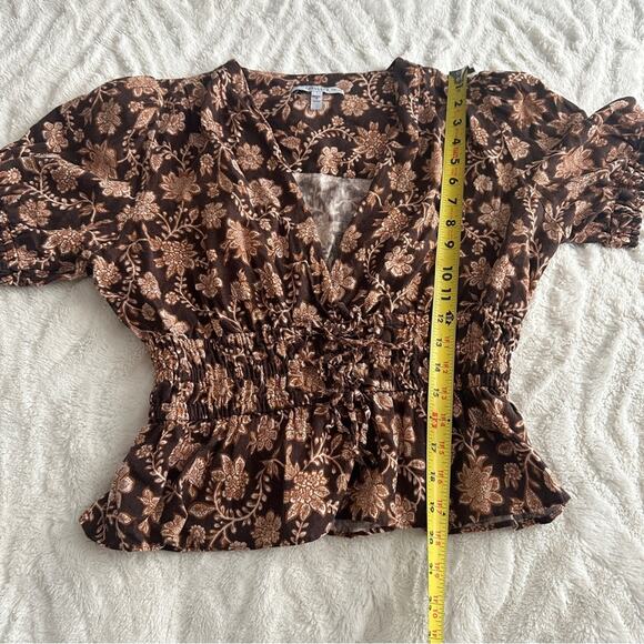 10 Crosby Derek Lam Size 8 Puff Sleeve VNeck Rhea Blouse Top Resort Brown Floral - Picture 13 of 14